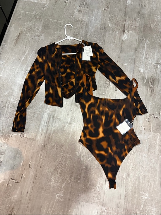 naked wardrobe Tops - Naked Wardrobe Set